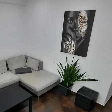 Glyfada Vacation Apt Appartement *